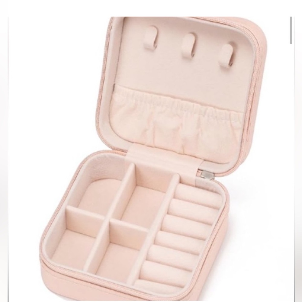 Summer & Rose 🌹 “Take Me With You” Travel Jewelry Box.